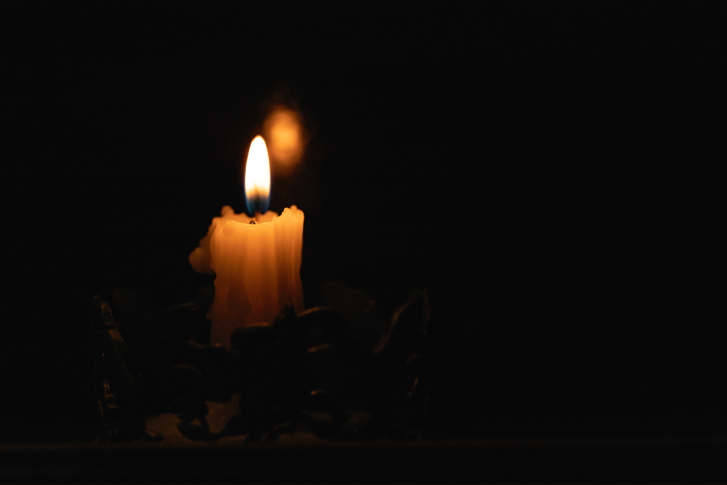 Surviving a Power Cut (and Learning English at the Same Time!)